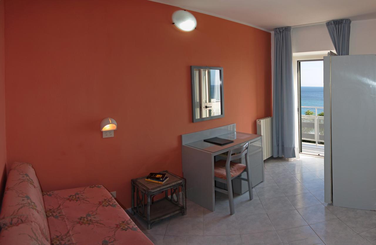 Hotel Villa Ombrosa Portoferraio Værelse billede